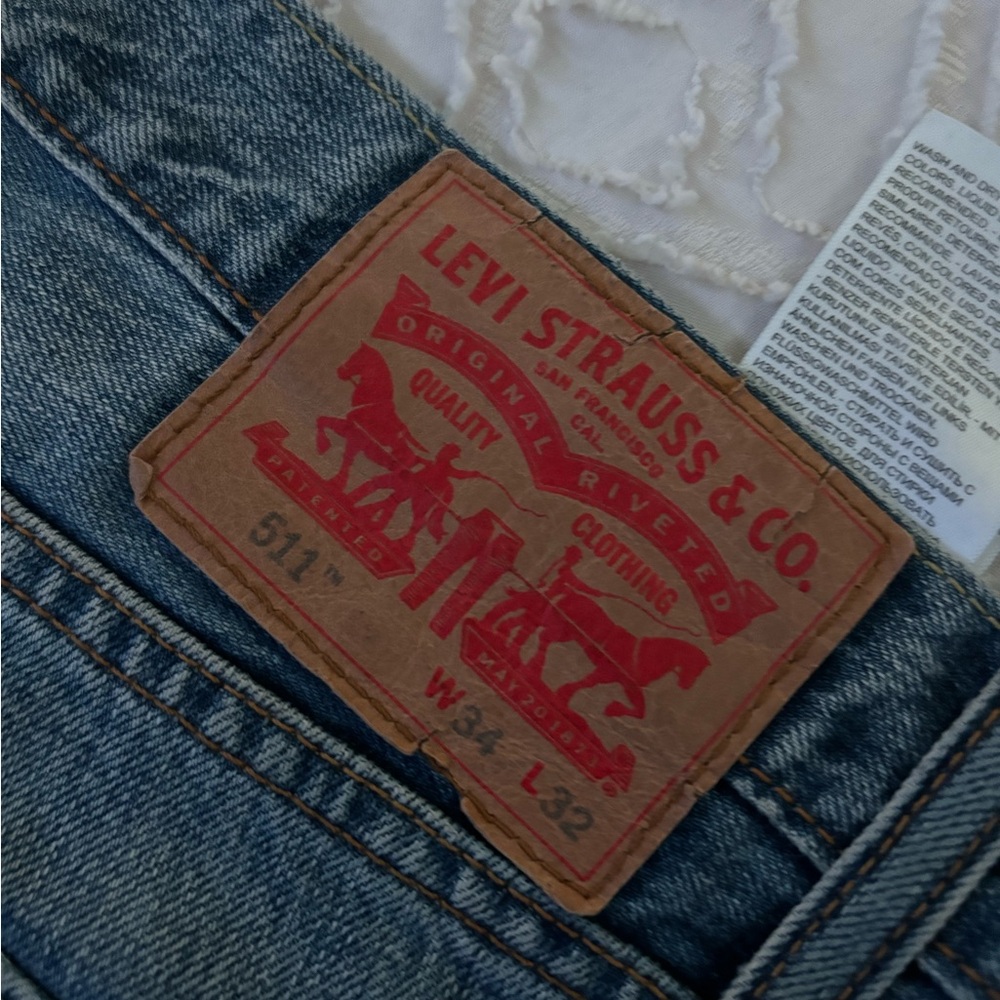 511 Levi’s 35x33 like new!! Great conditions